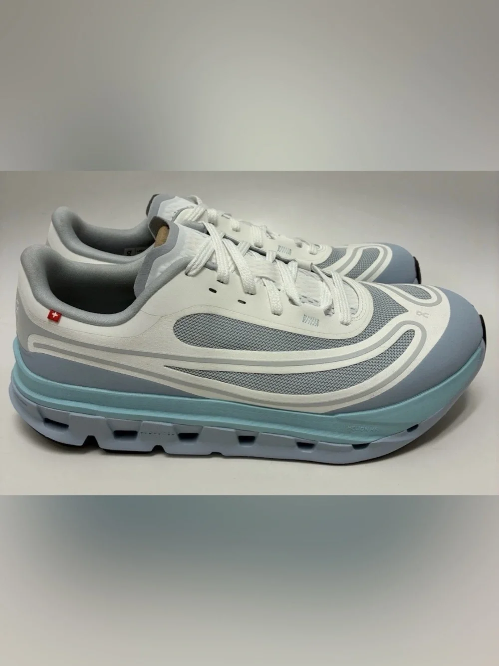 Men On cloudflow 5 AD  Men's Sneakers